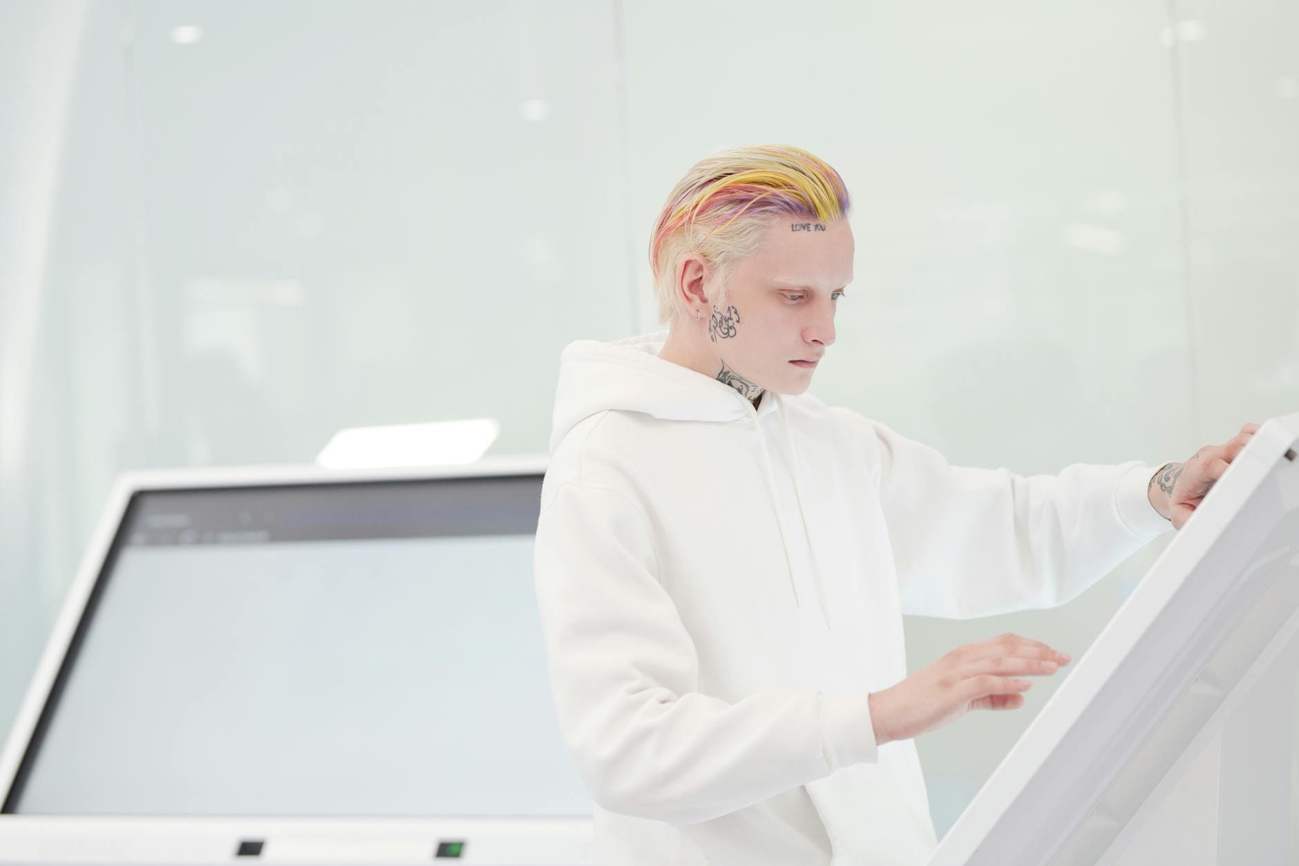 Google Stitch AI 設計工具多螢幕生成功能