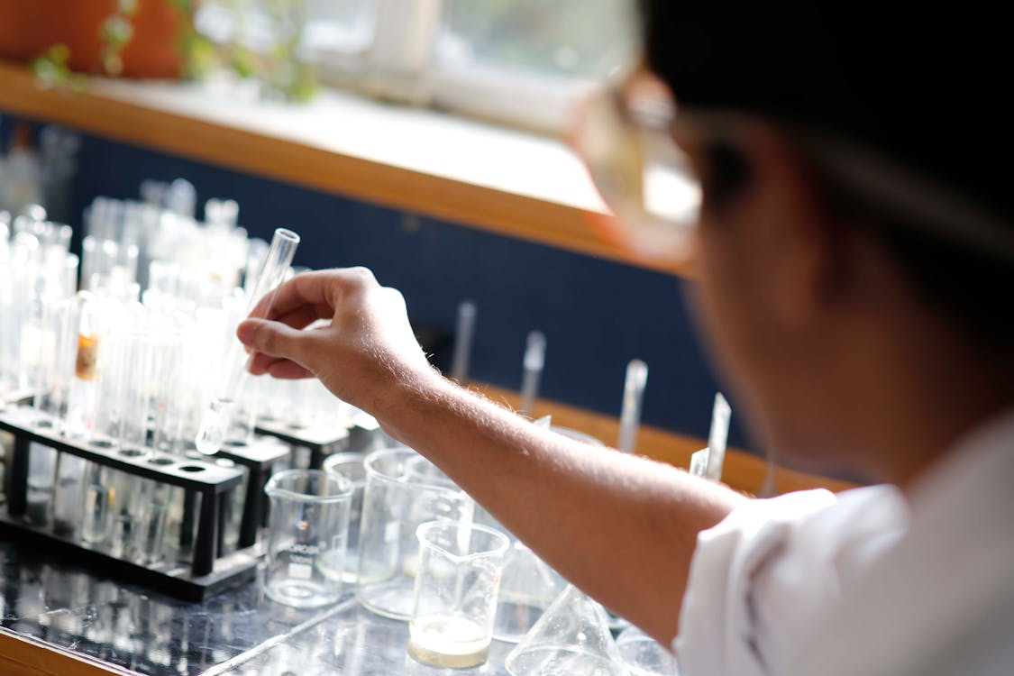 Scientist working in a medical research laboratory