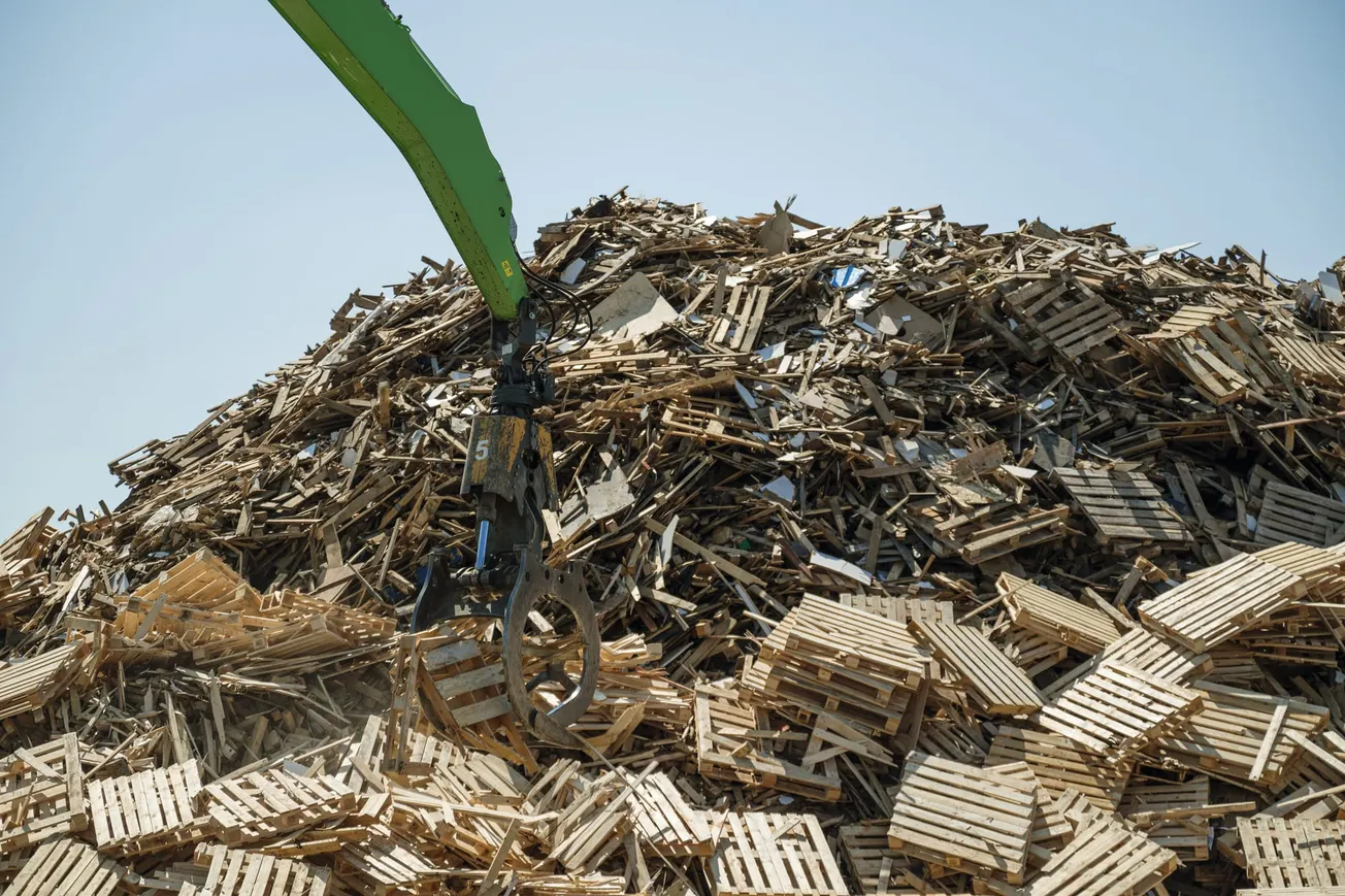 EGGER Expands Recycled Wood Supply Network with Italian Acquisition