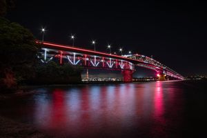 Vector Lights the Auckland Harbour Bridge