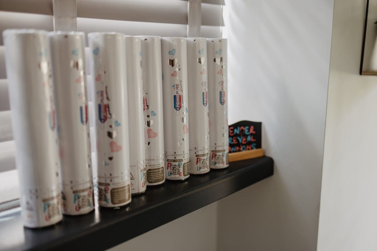 Gender reveal cannons available with gender scans in Barnstaple at Sneak-A-Peek Ultrasound.