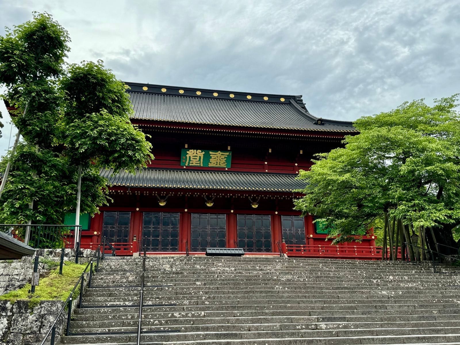 轮王寺三佛堂的外观