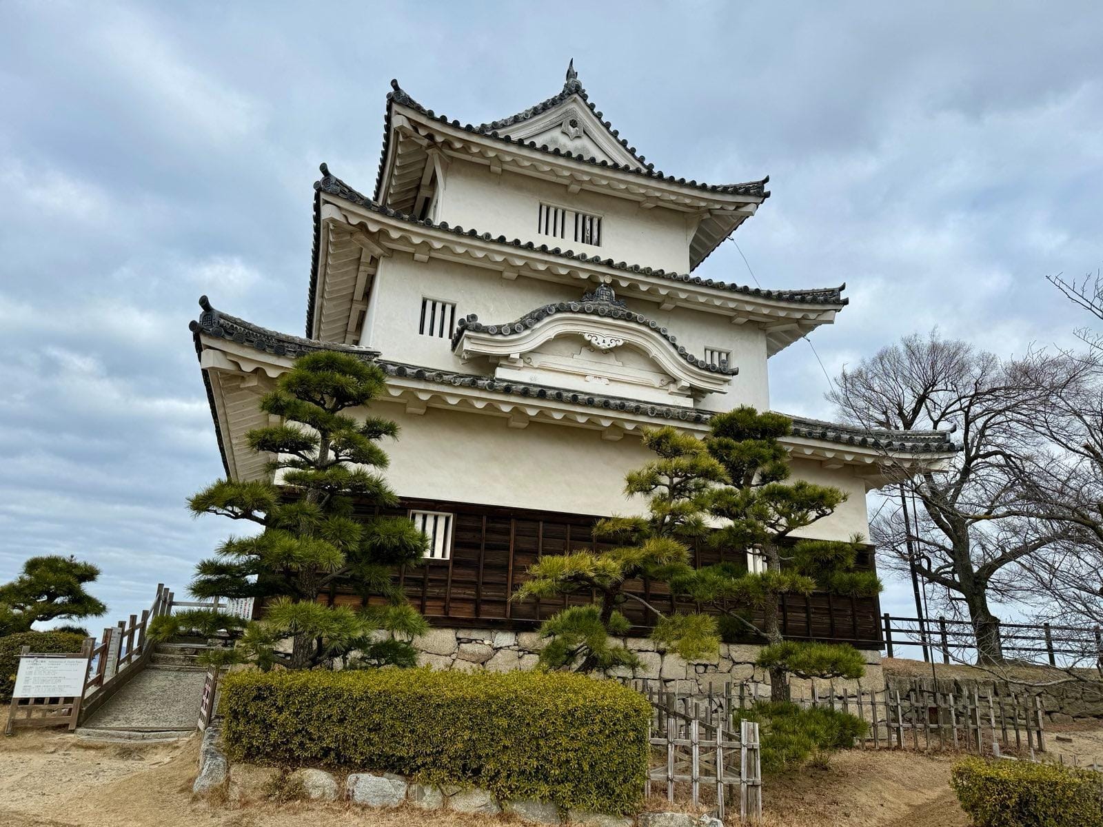 丸龟城天守,日本城郭建筑的相关照片