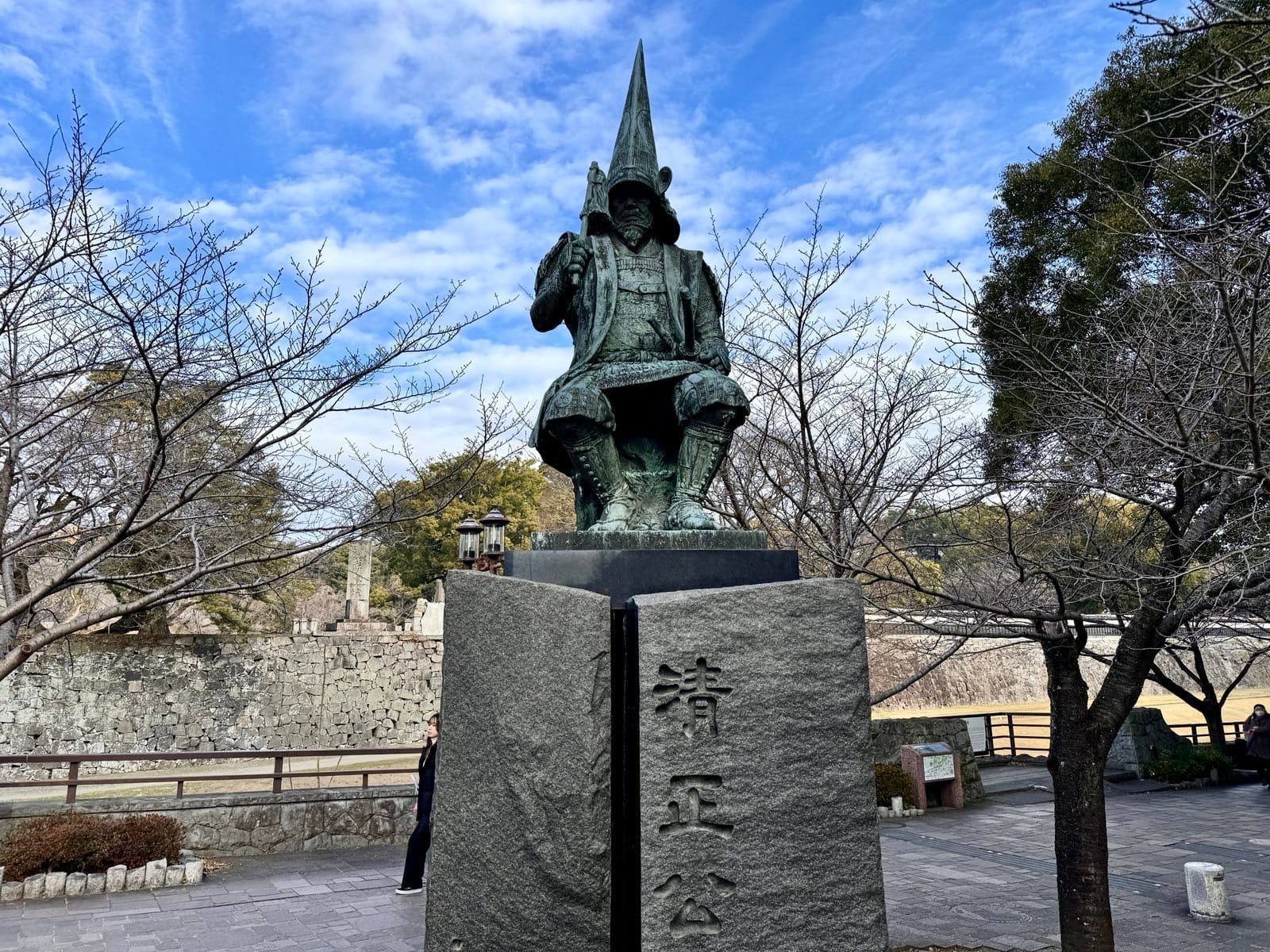 熊本城附近的加藤清正铜像