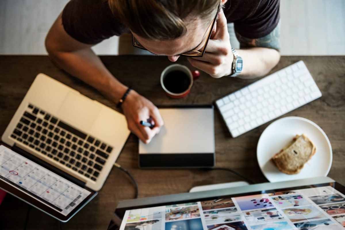 A Realistic Guide to Managing Your Photography Business