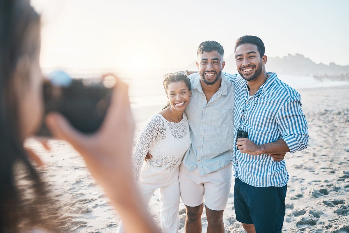10 Tips to Help Your Clients Feel Confident in Front of the Camera
