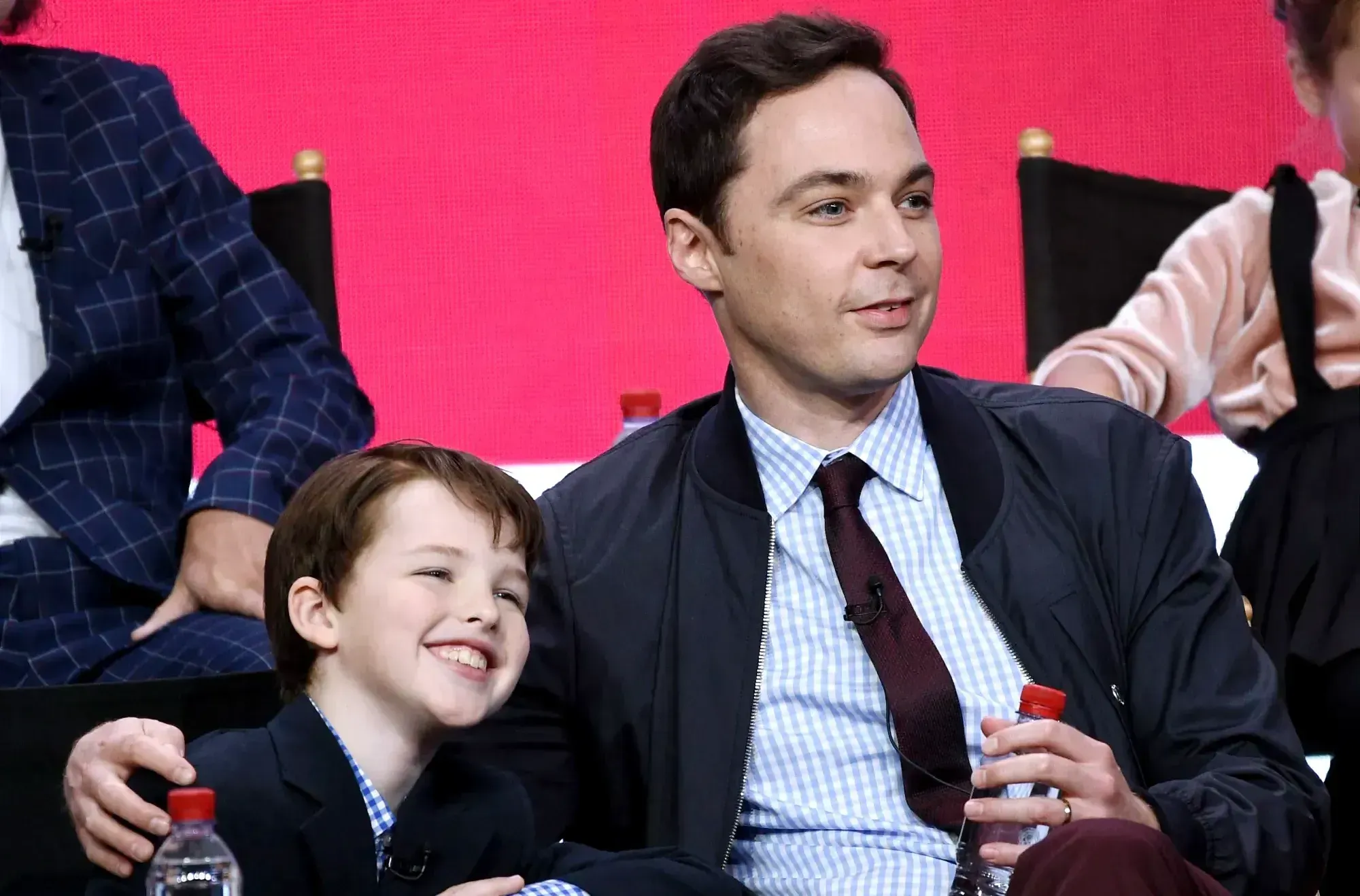 【逐句精讲YouTube影片学英文】Jim Parsons 和 Iain Armitage 谈《 少年谢尔顿》