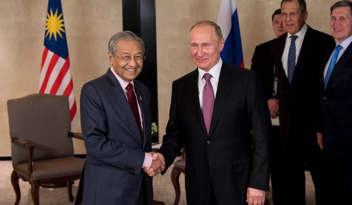 Mahathir proves that old dictators are obsessed about land Feature image