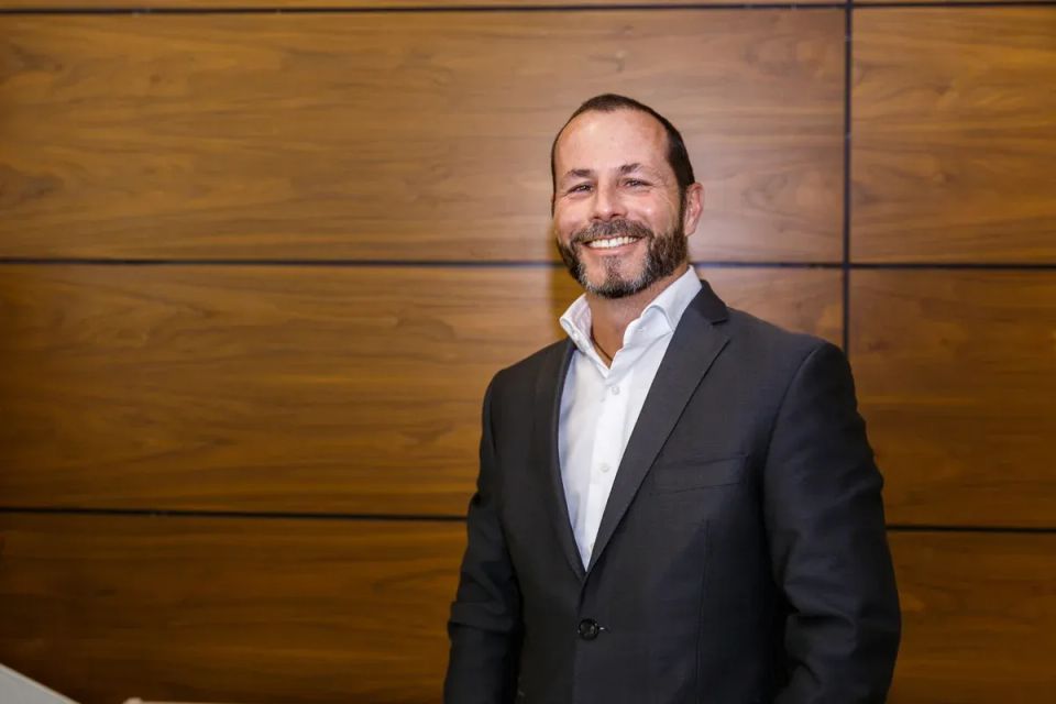 Mark Aue to replace JB Rousselot as Chorus CEO.