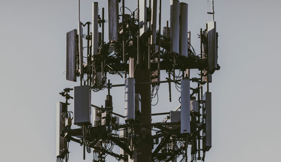 Carriers jockey for pole position as competition ramps