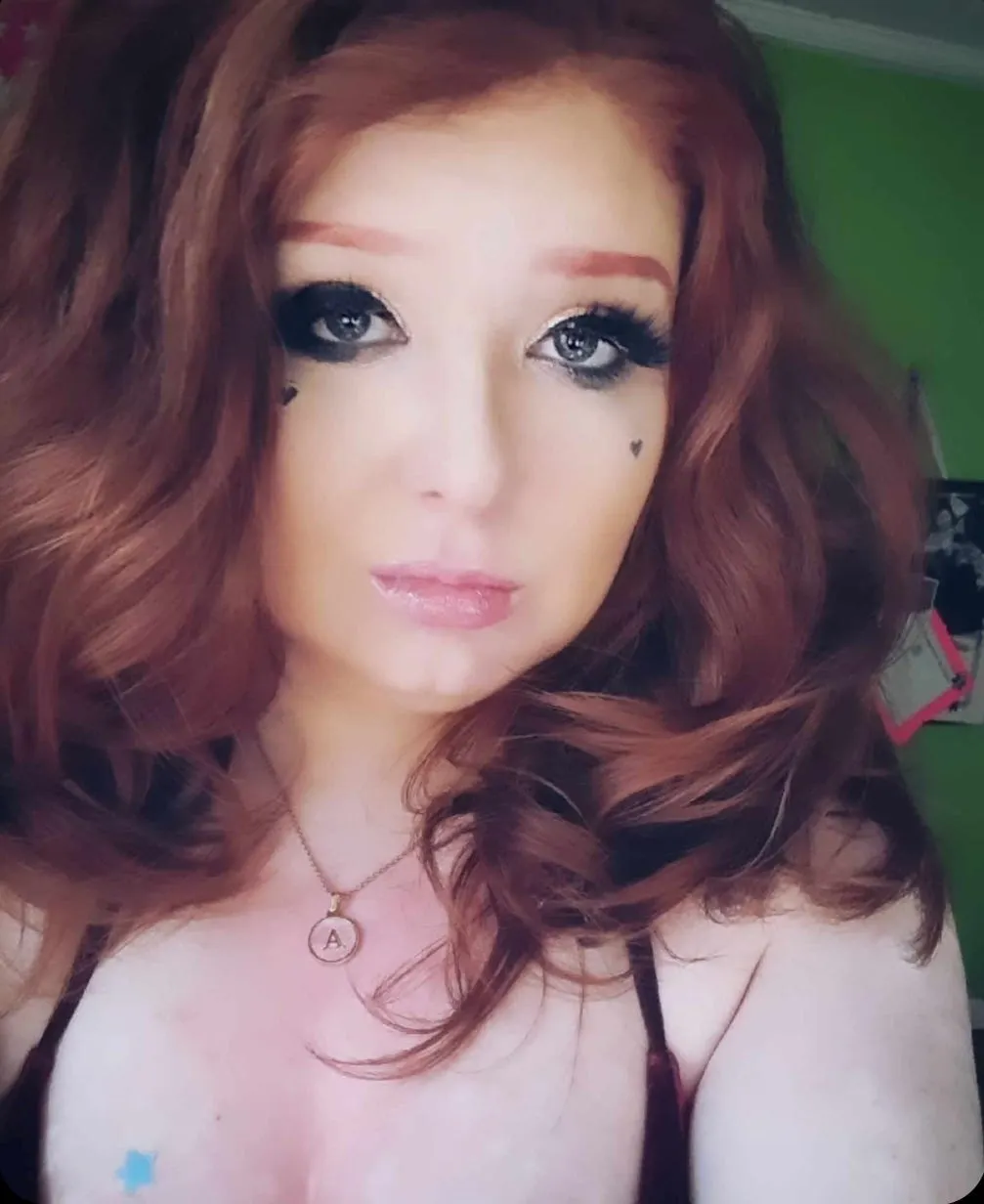 Meet Anna: How Taylor Swift Shaped Her Life