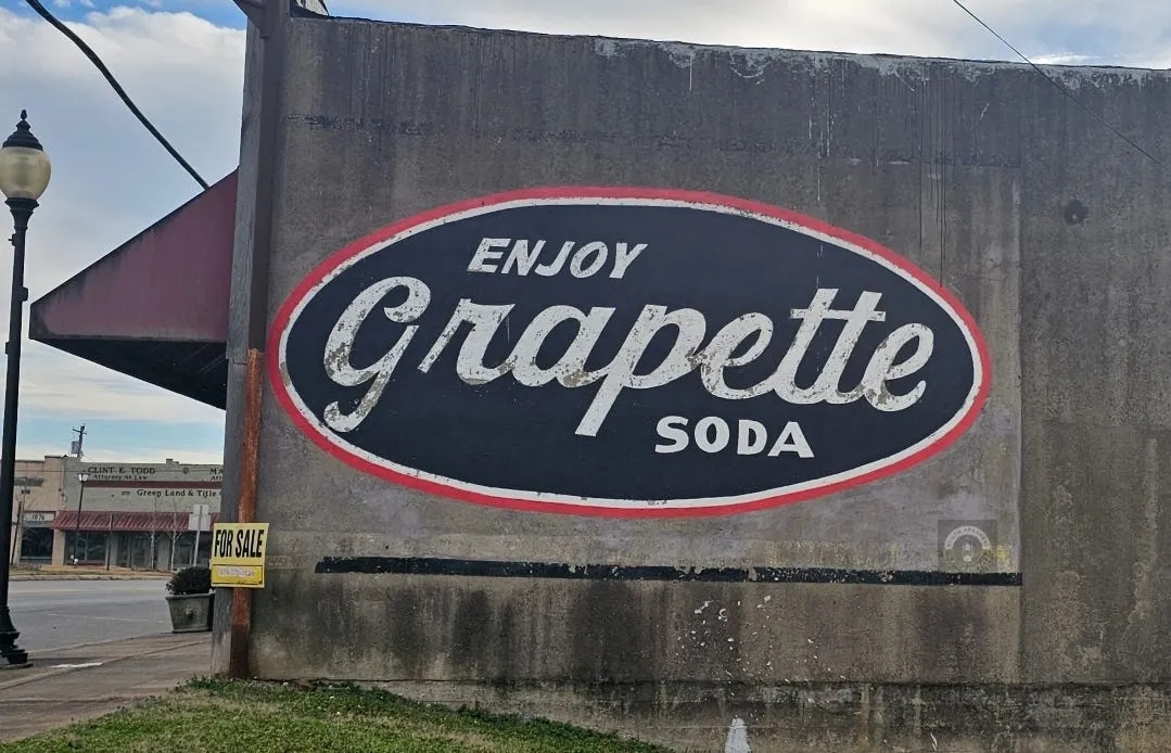 Arkansas History Notecard: A Grapette Love Story