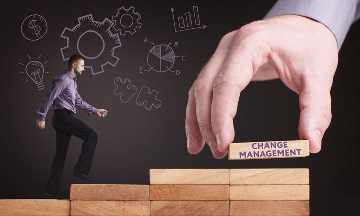 AVOID THESE 5 OBSTACLES IN CHANGE MANAGEMENT - Course Monster Blog