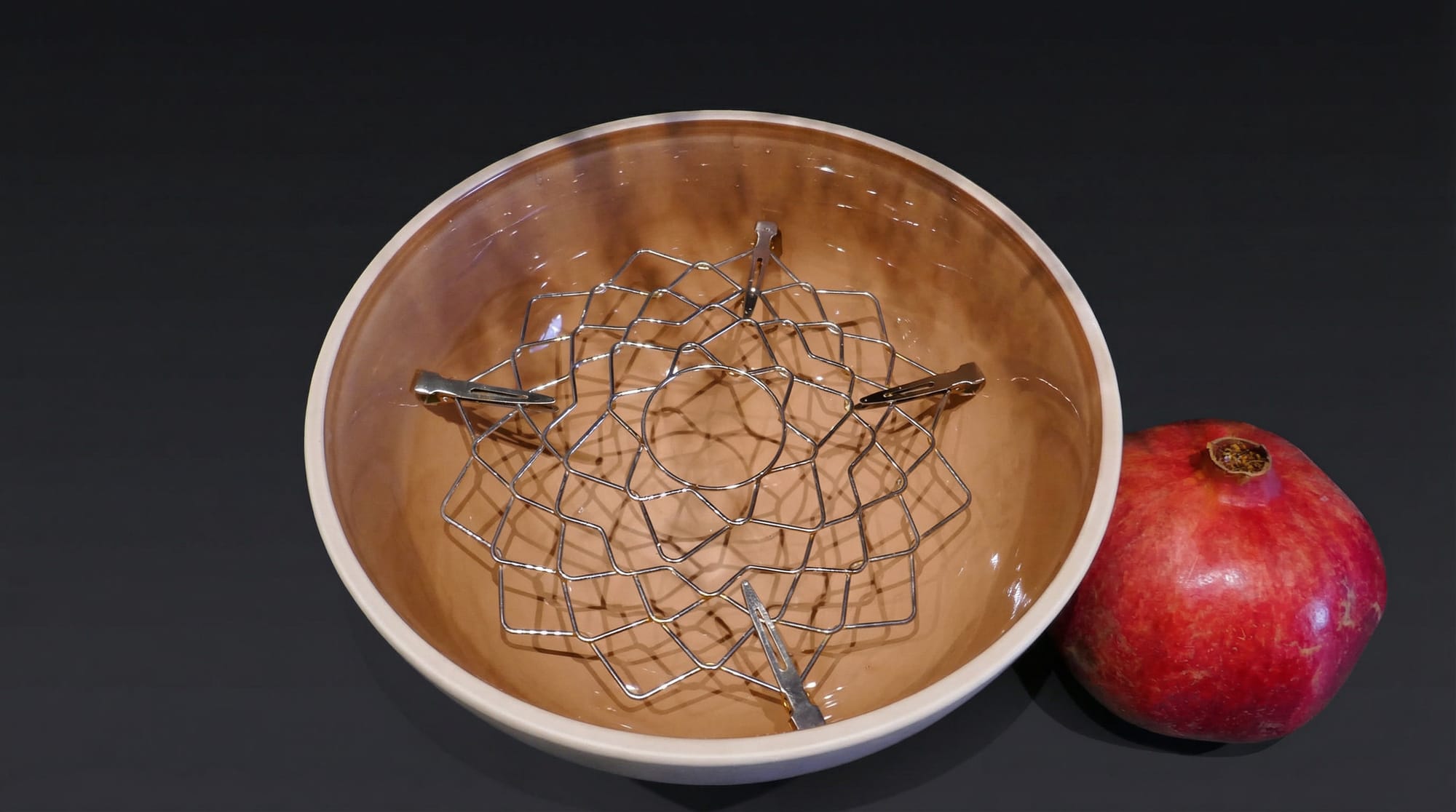 How to use a floral grid with adjustable clips