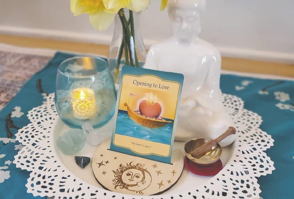 Rays of Light Reiki Circle Brings Community Together Through Healing, Joy & Connection