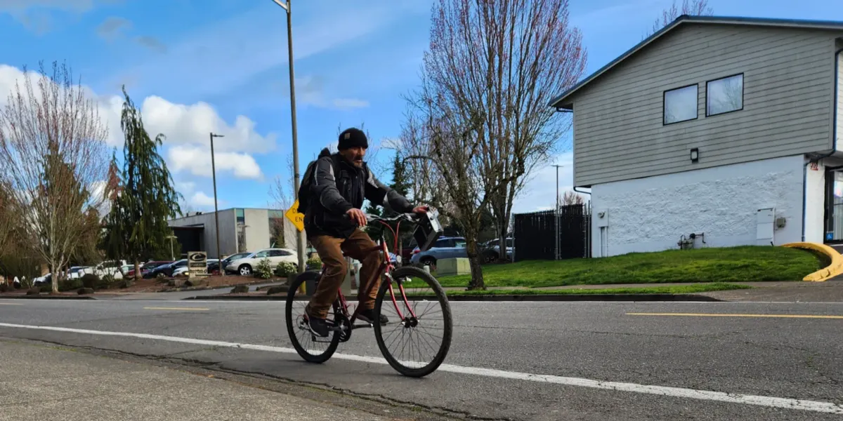 Sharing the Road: Safety Tips for West Salem Drivers and Cyclists