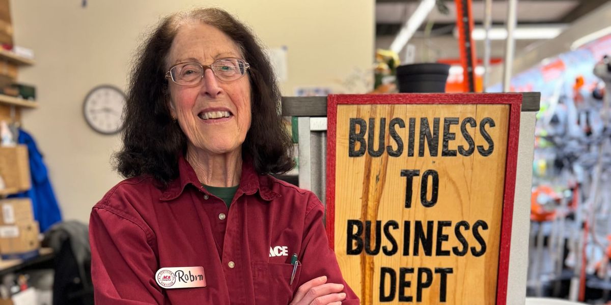 Robin Green Celebrates 25 Years of Building Trust at ACE Hardware