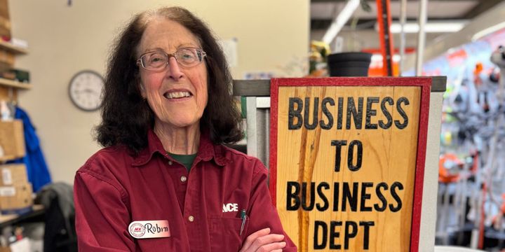 Robin Green Celebrates 25 Years of Building Trust at ACE Hardware