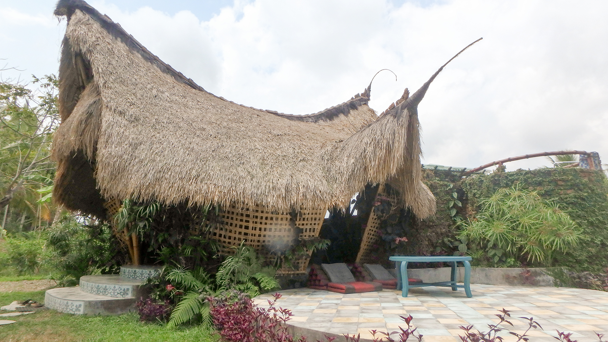bamboo eco hut