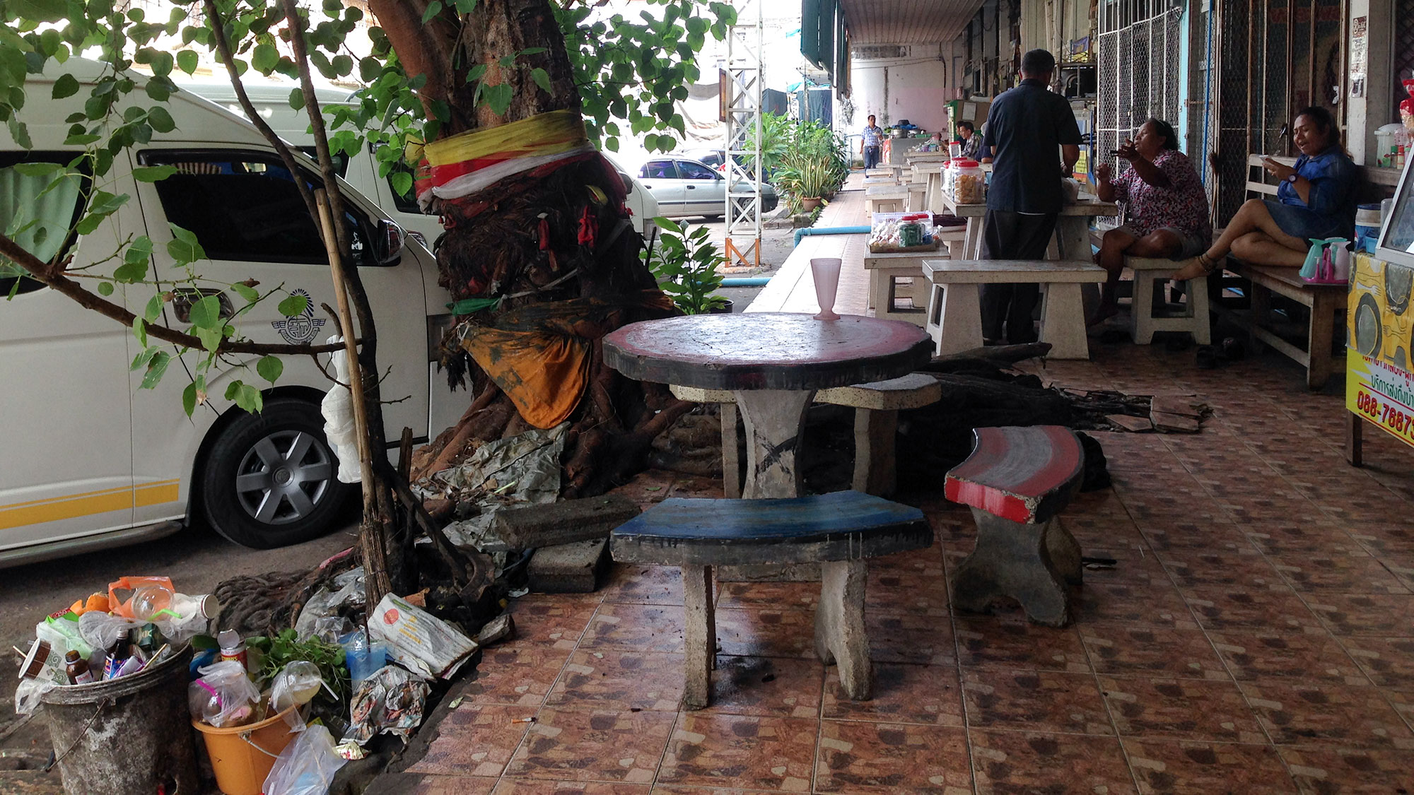 Surat Thani alley