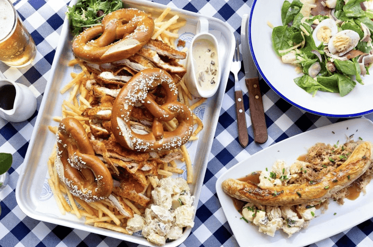 MUNICH CRICKET CLUB, Victoria & Canary Wharf - 50% off food