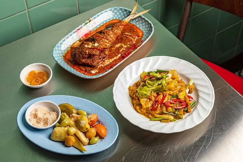 SPEEDBOAT BAR, Chinatown - 50% off food until 8th October