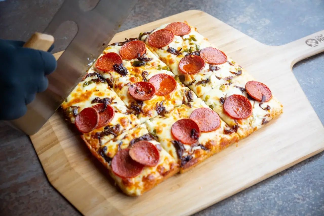 BLACK HATCH, Clapham Common - Free pizza this weekend