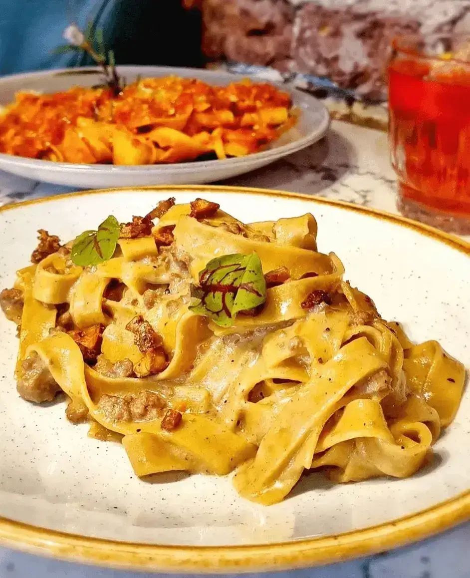 🔒 VIP CLUB: 50% off food in Soho every Sat-Mon until 29th January