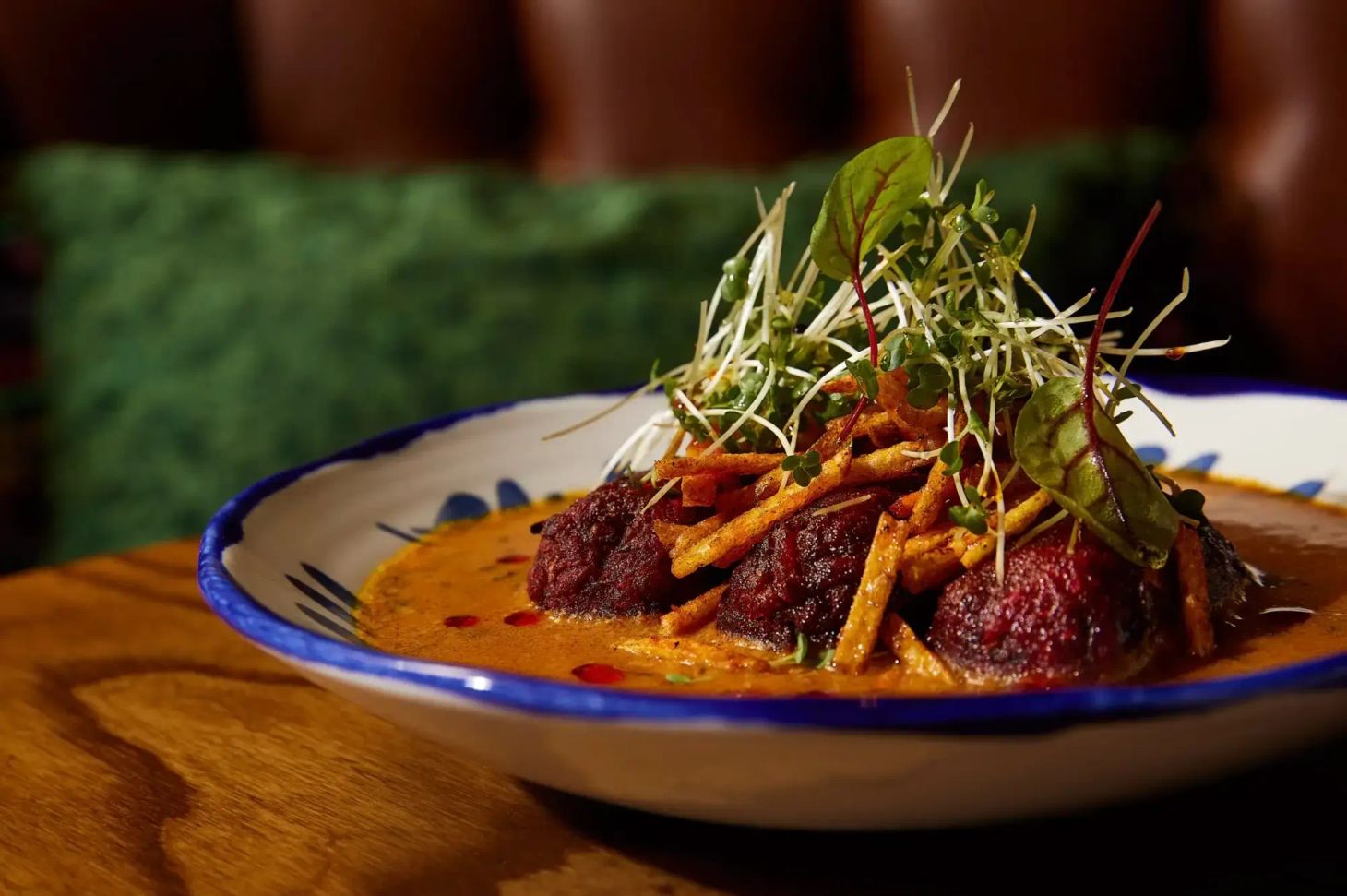 🔒 VIP CLUB: 30% off food in Trafalgar Square until 31st August