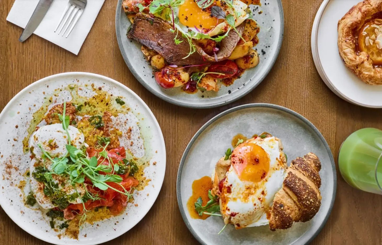 🔒 VIP CLUB: 30% off breakfast & lunch on The Strand until 14th September