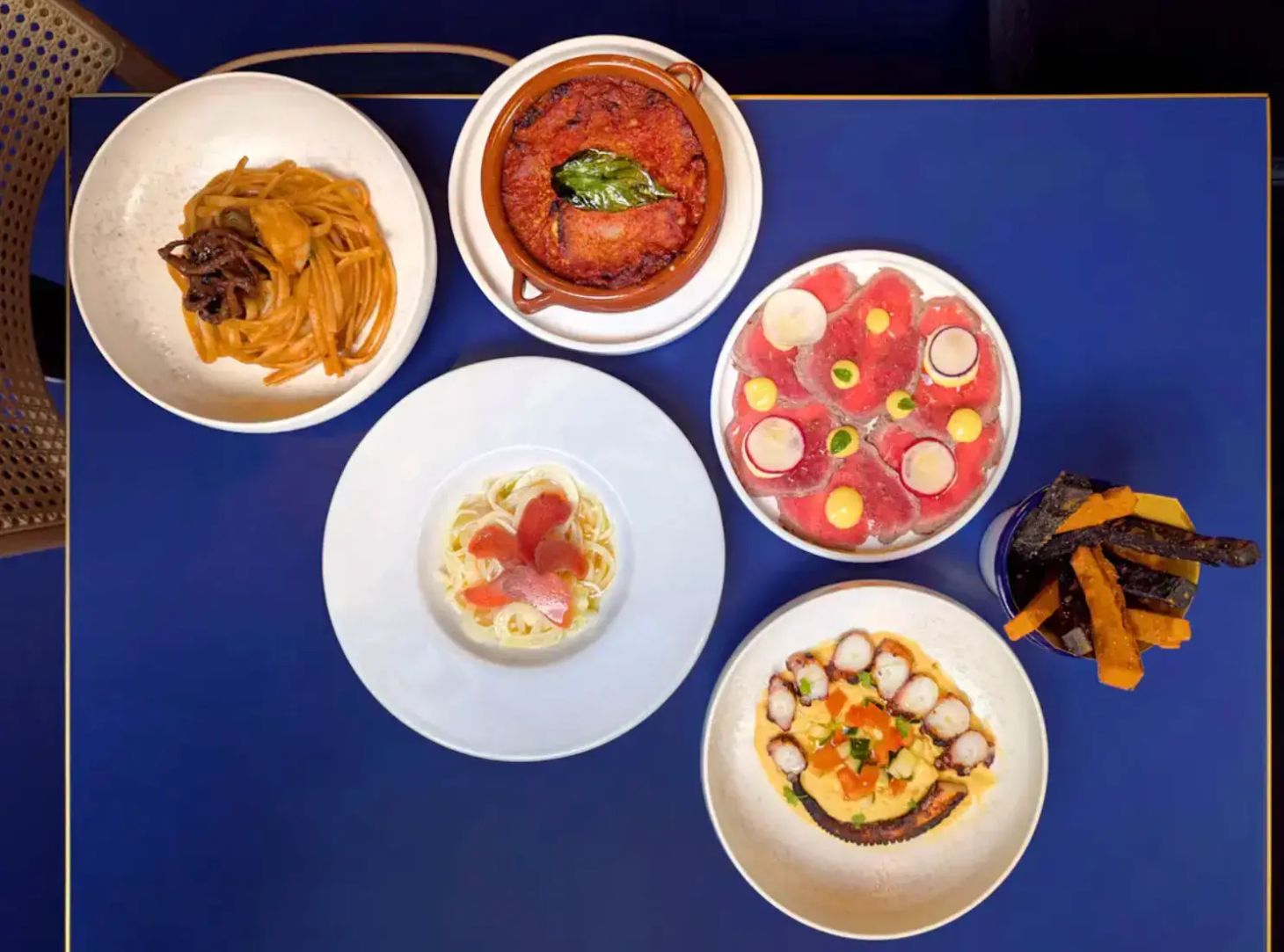 🔒 VIP CLUB: 30% off food every Sun-Thurs in Chelsea until 30th October