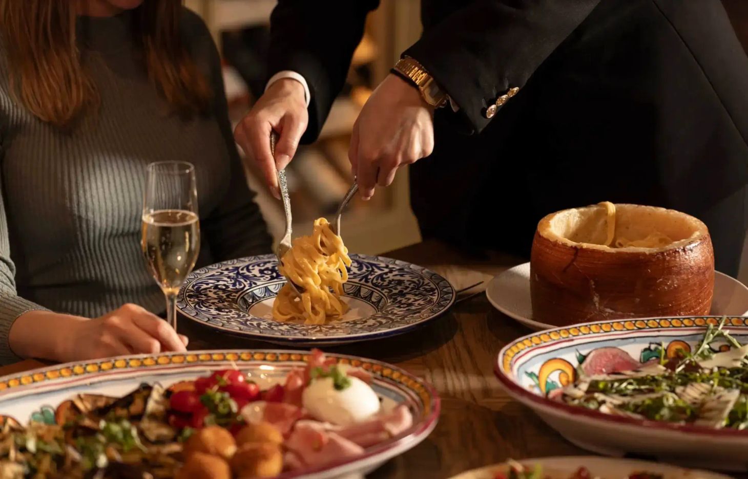 🔒 VIP CLUB: 25% Off Food + Bottomless Prosecco in Covent Garden on Fri 21st & 28th Nov