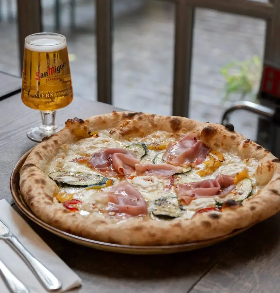 FARE, Old Street - 50% off pizza every Monday in February