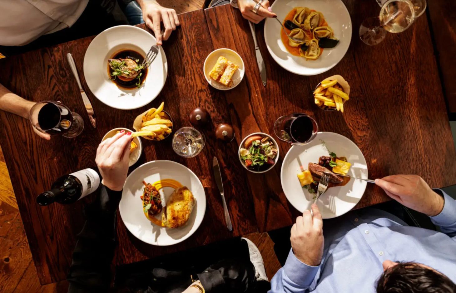 🔒 VIP CLUB: 30% off your total bill in 10 locations until 8th February