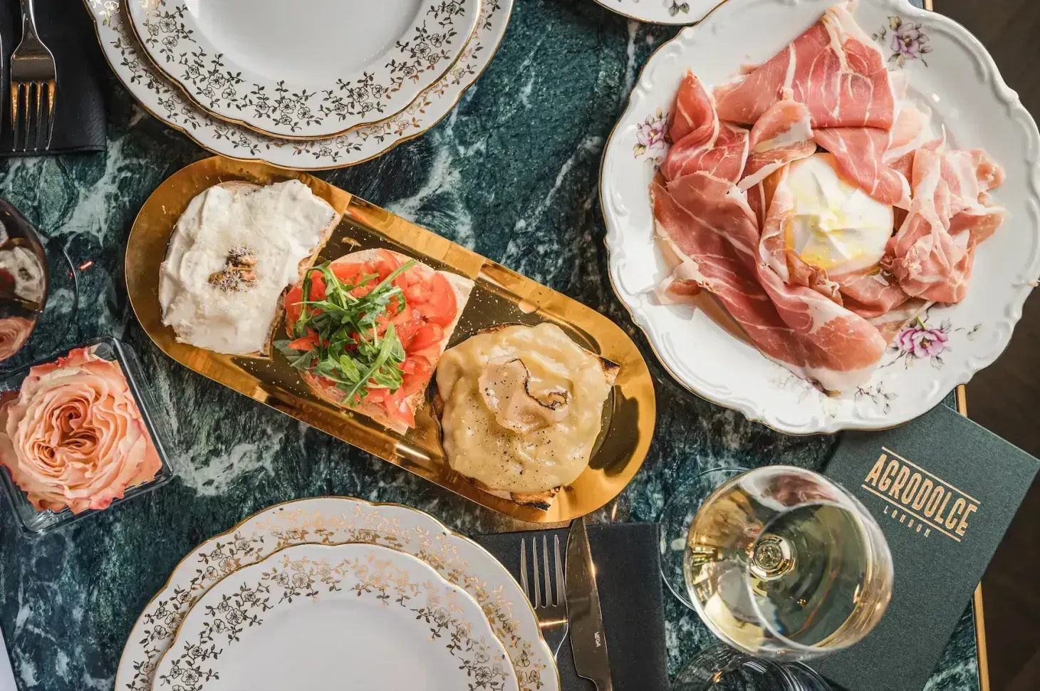 🔒 VIP CLUB: 30% off food in Fitzrovia every Sun-Weds until 30th September