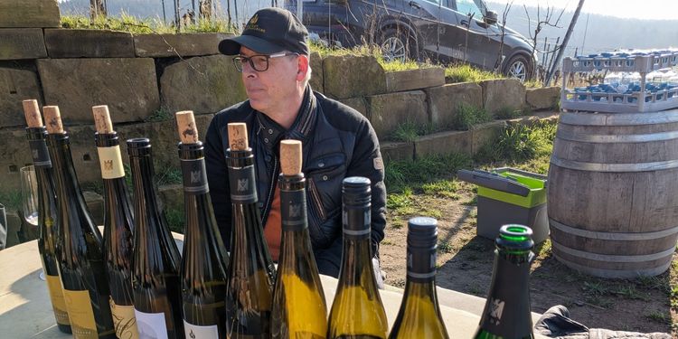 Winemaker Claus Burmeister with his superb lineup of Riesling at VDP.Weingut Burg Ravensburg. 