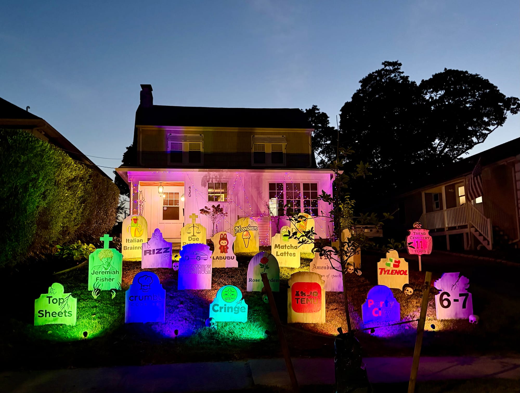 The Finite Scroll 009: Noticing the good, Clay Shirky on AI in education, Nine Inch Nails then and now, the perfect fry box