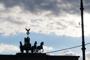 ————Marching————