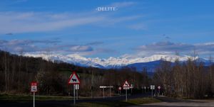 ————A Postcard from Highway————