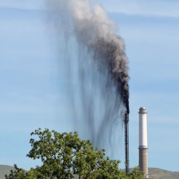 Black Smoke, Months of Flaring, Few Answers as Valero shuts down Benicia refinery