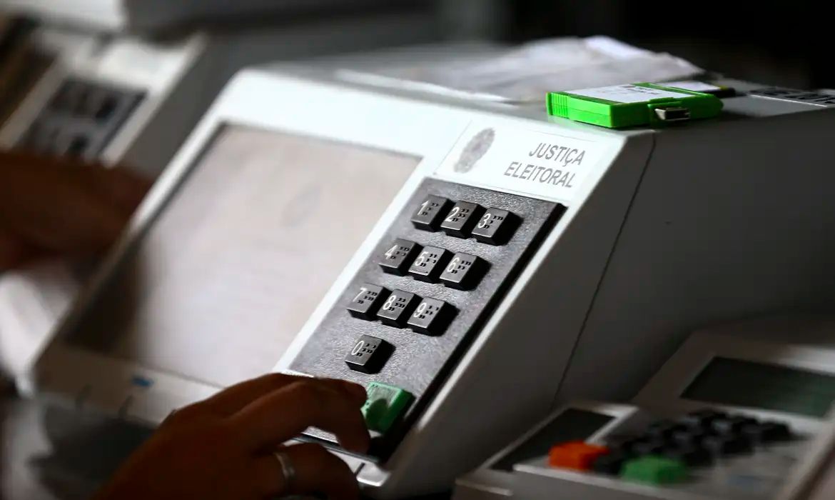 Brazil Court Bans AI Chatbots From Offering Election Advice