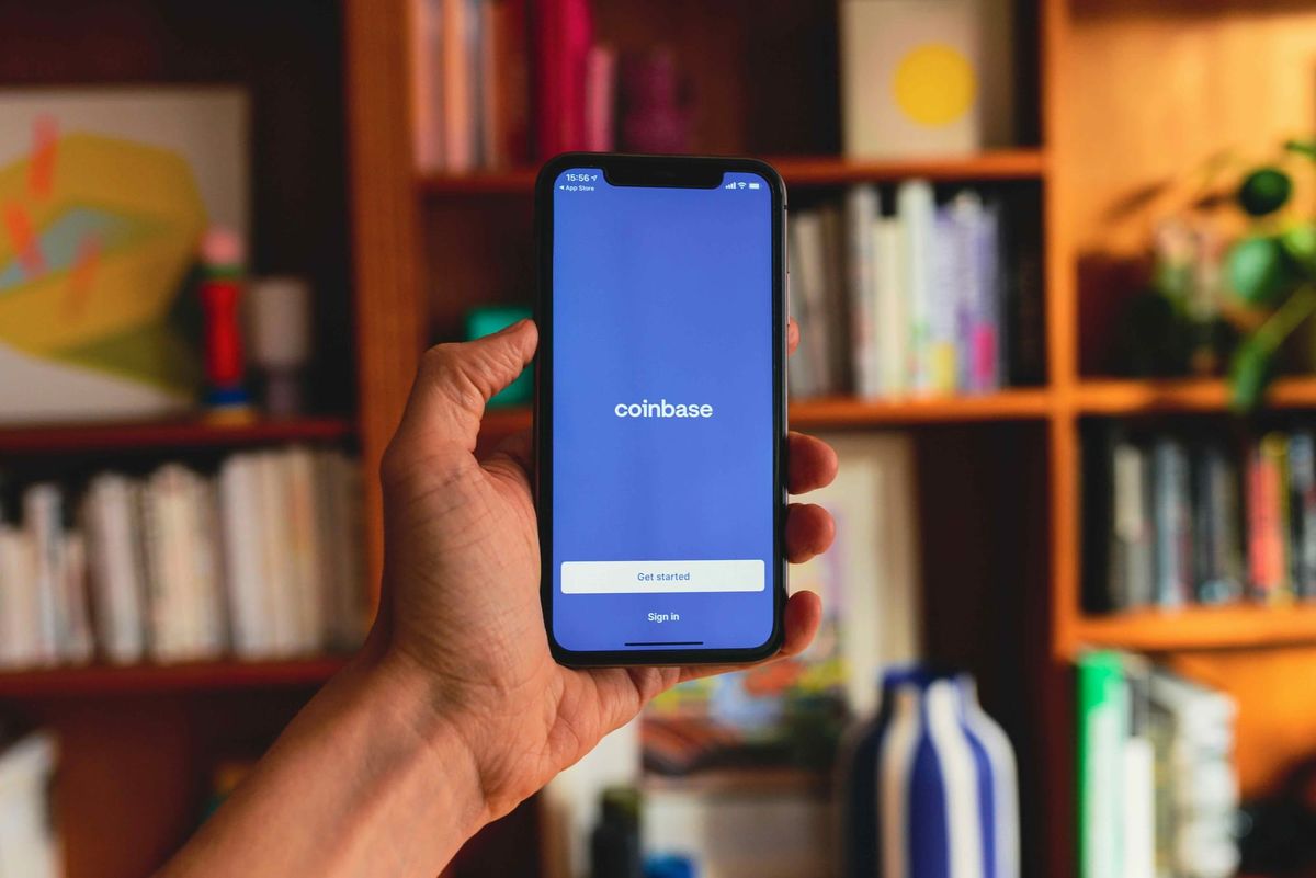 Coinbase cyberheist led by "rogue support agents" could cost $400 million