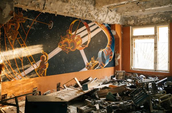 The Silicon Age Collapse: Systemic risks to complex digital civilization