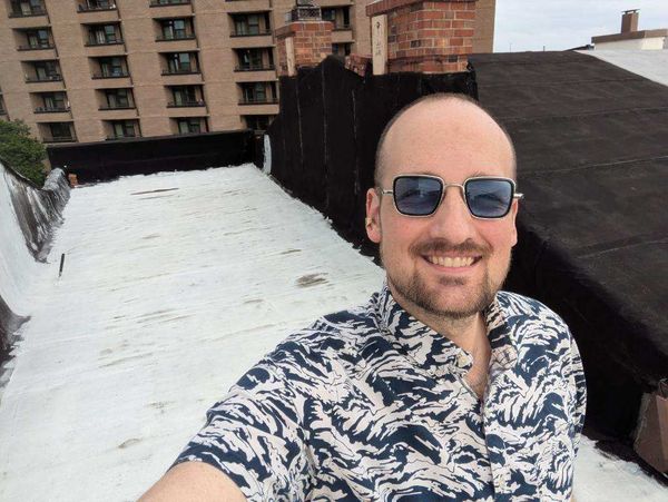 This little-known ‘dark roof’ lobby may be making your city hotter