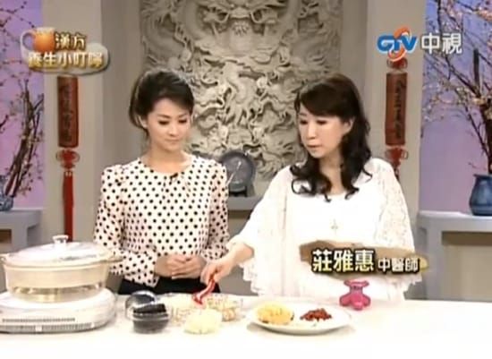 自推專屬上班族自己及全家人的「2小時搞定上班族健康」講座，填一張「247健康表」帶回家