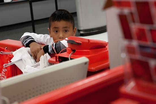 現代父母的教養常不小心夾雜自己的抱怨，正面教育變負面