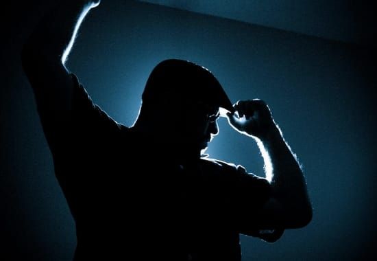 不老之迷思：為何一定要以體能來證明自己的「不老」？