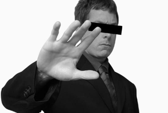 你一直覺得你的主管的思想ＬＫＫ嗎？背後原因可能是他「權力不穩」