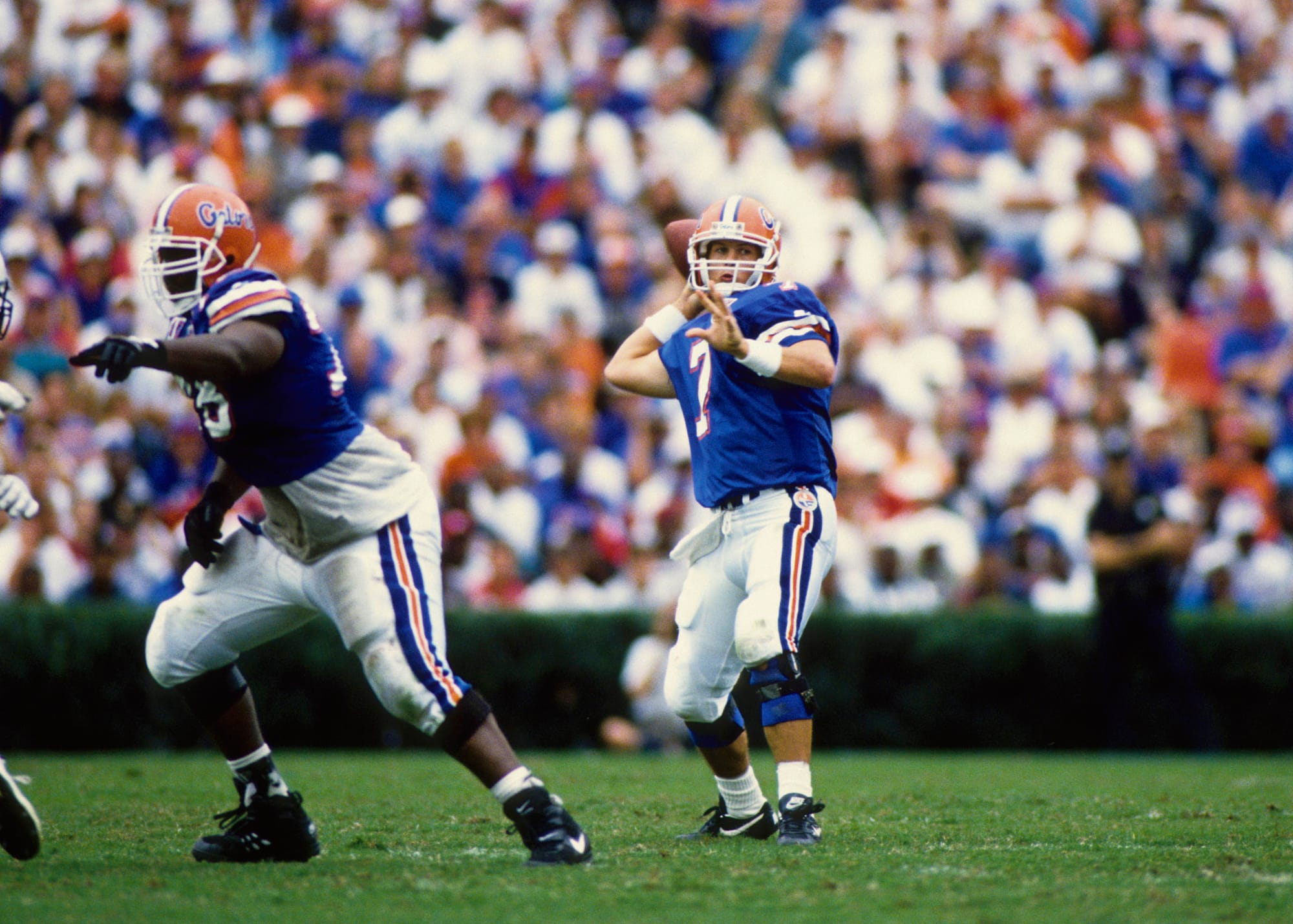 Florida quarterback Danny Wuerffel drops back to pass against Tennessee at Florida Field on Sept. 16, 1995.
