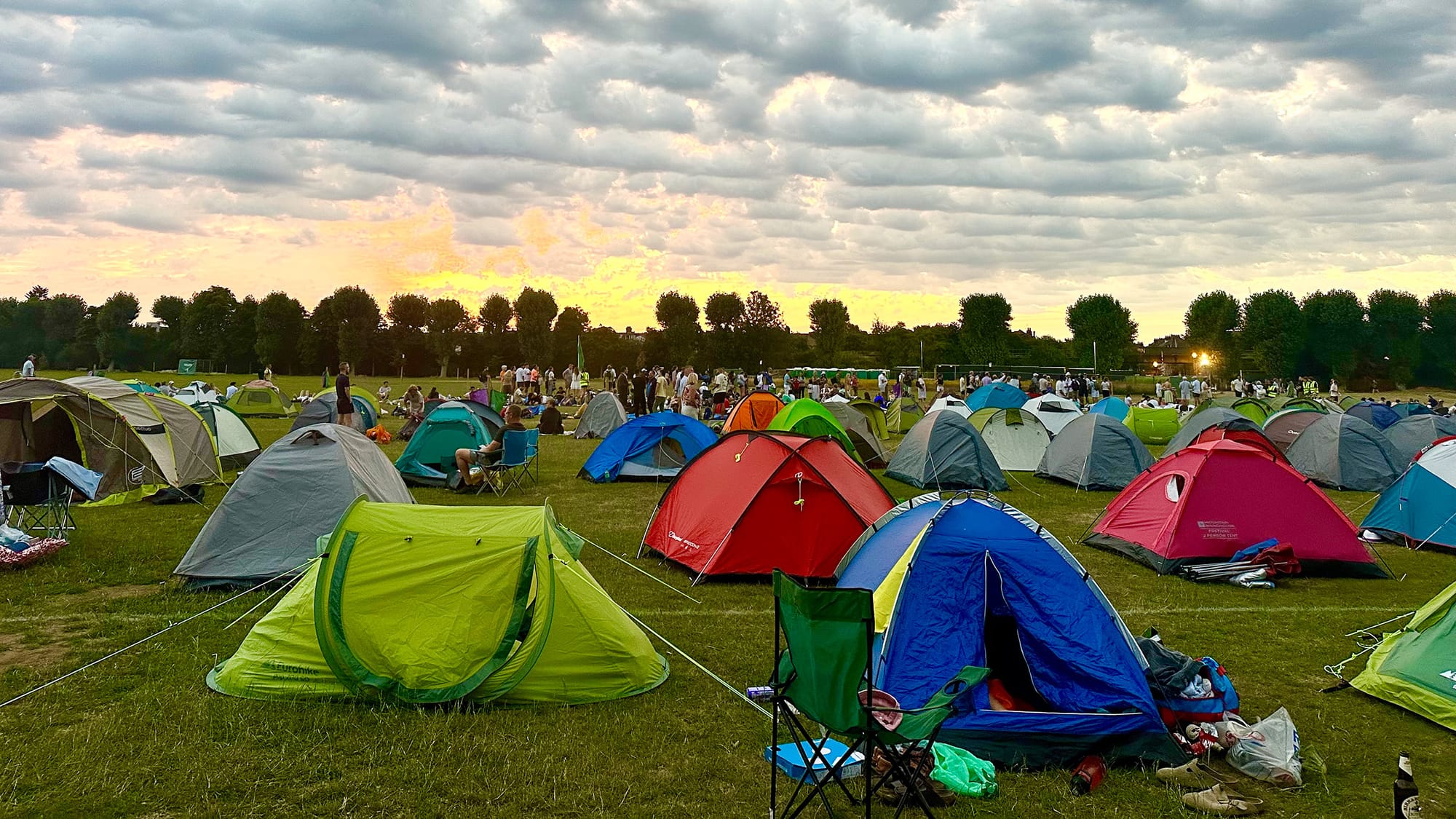 The most passionate tennis enthusiasts come prepared with camping gear to maximize their chances of successfully obtaining tickets through the Queue.